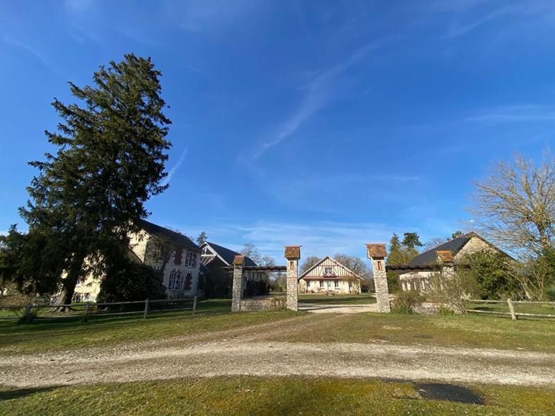 Propriété - 480 m² - 15 pièces