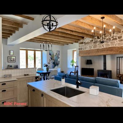 Maison - 298 m² - 9 pièces