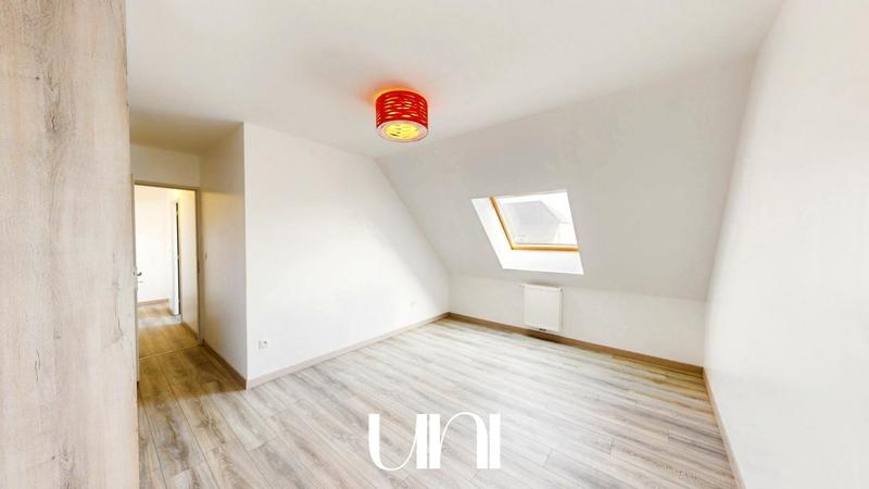 Maison - 98 m² - 4 pièces