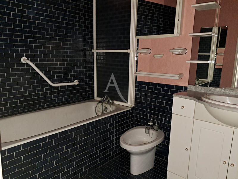 Appartement - 101 m² - 4 pièces