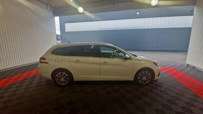 Peugeot 308 Sw bluehdi 130ch ss allure business