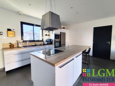 Villa - 99 m² - 4 pièces