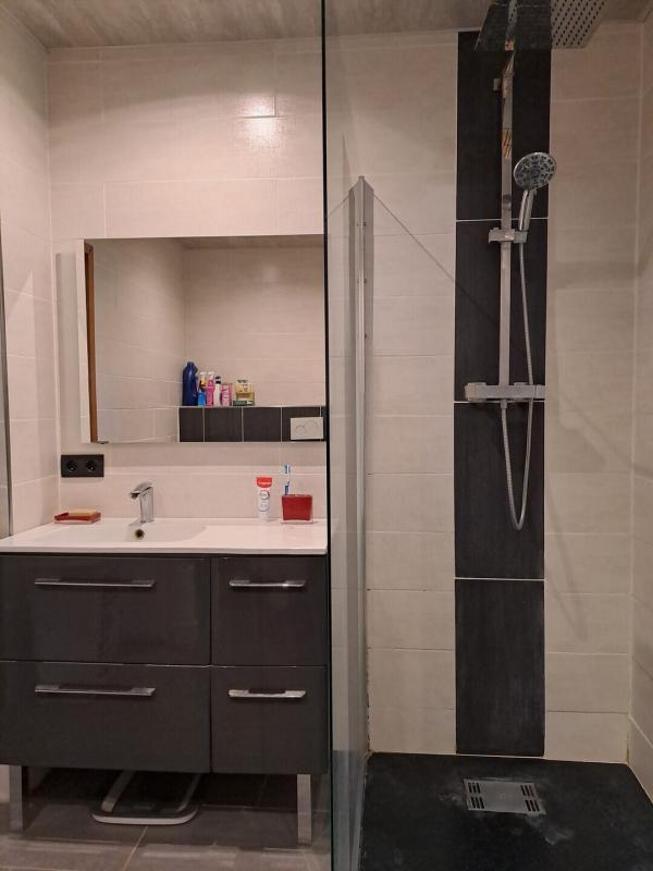 Maison - 99 m² - 5 pièces