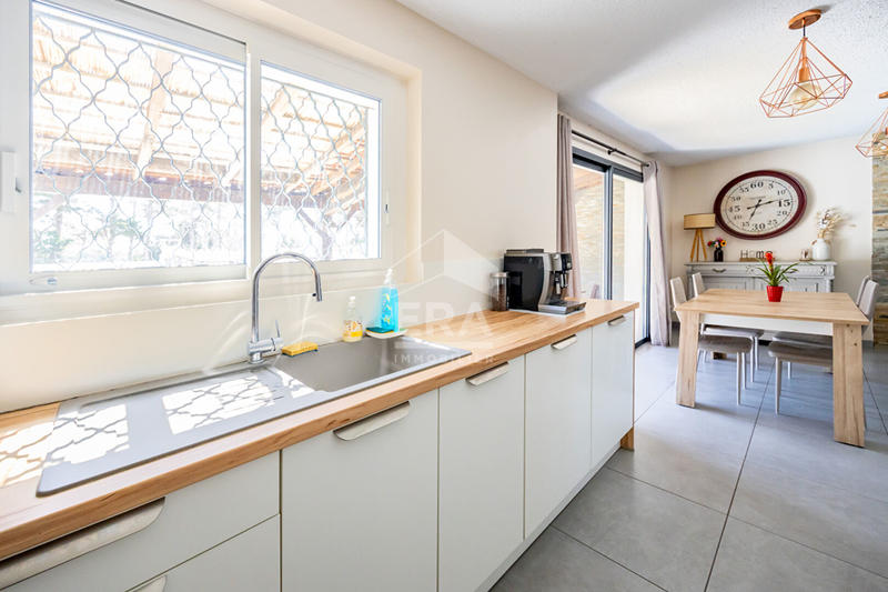 Maison - 110 m² - 6 pièces