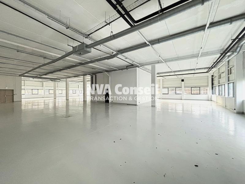 Local d'activités - 2 231 m²