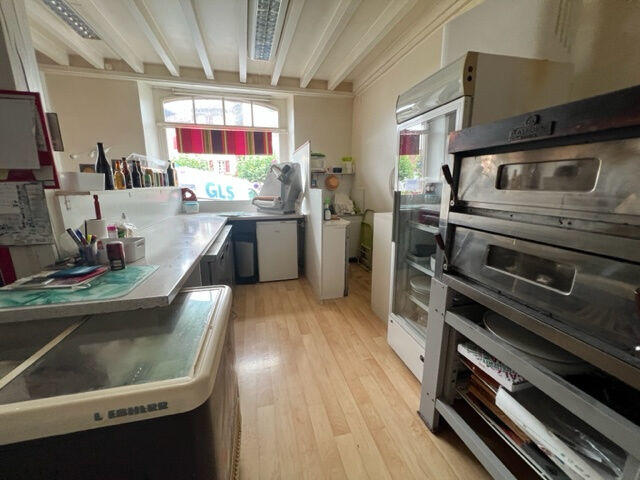 Local commercial - 64 m²