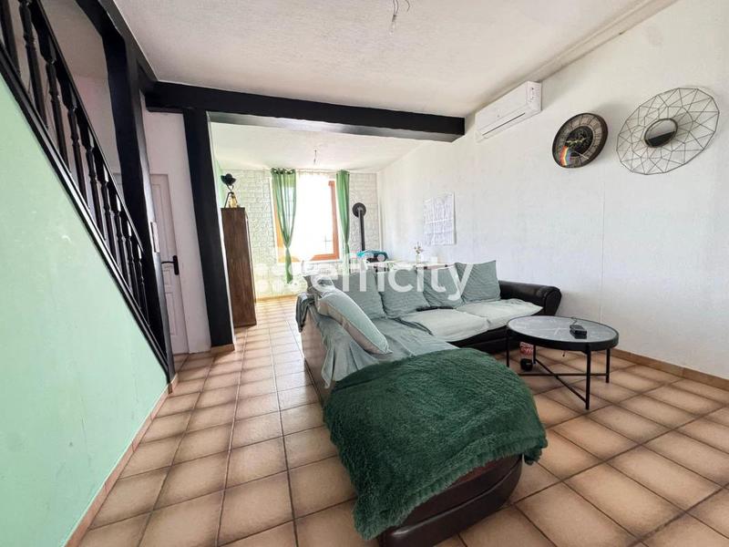 Maison - 102 m² - 5 pièces