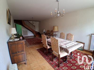 Maison - 161 m² - 9 pièces