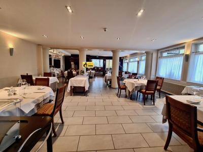 Bureau - 756 m² - 17 pièces