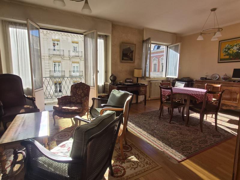 Appartement - 96 m² - 3 pièces