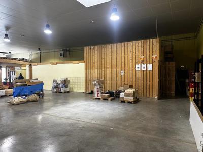 Local commercial - 885 m² - 3 pièces
