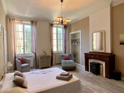 Appartement - 122 m² - 4 pièces