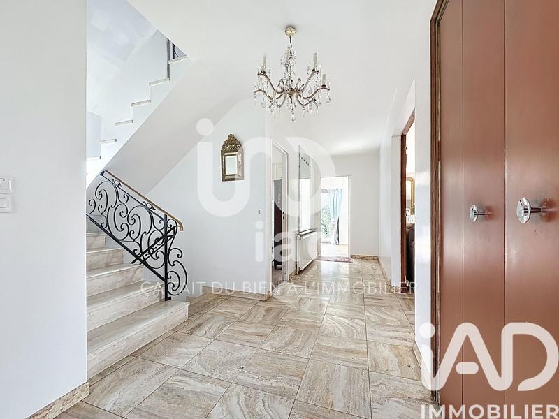 Maison - 170 m² - 6 pièces