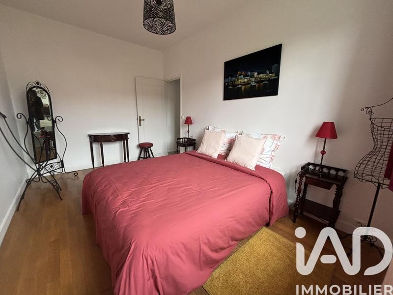 Maison - 338 m² - 11 pièces