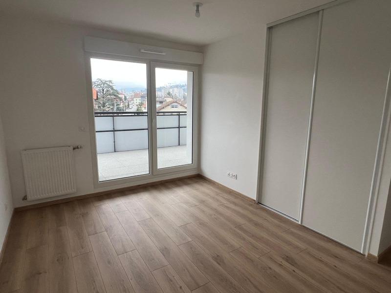 Appartement - 106 m² - 4 pièces