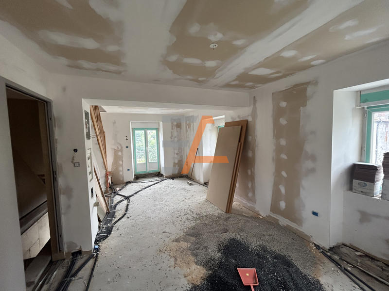 Maison de village - 152 m² - 10 pièces