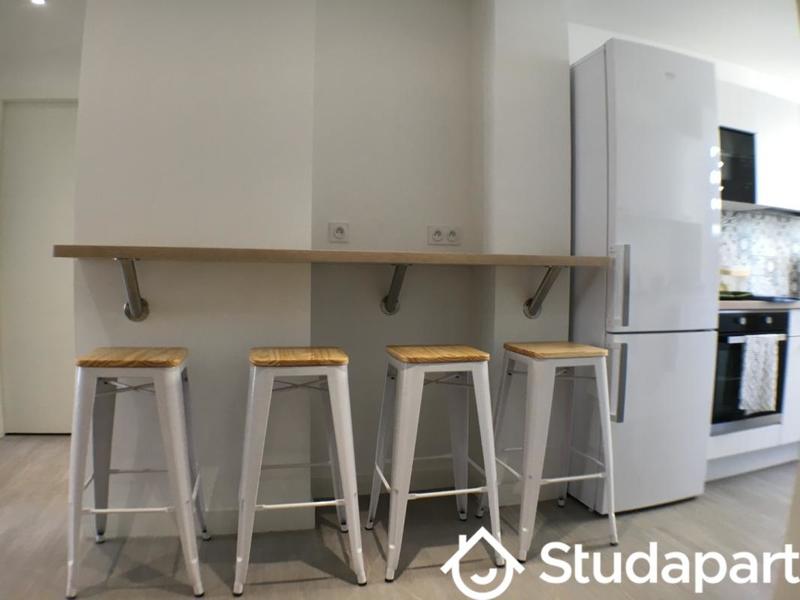 Chambre - 9 m² - 1 pièce