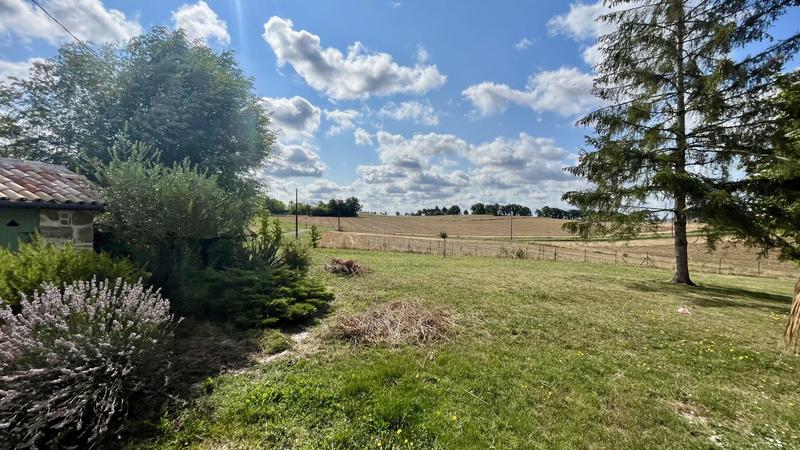 Maison traditionnelle - 219 m² - 11 pièces