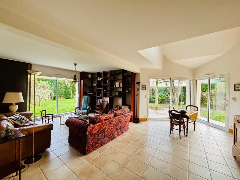 Maison - 146 m² - 5 pièces