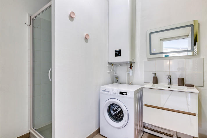 Appartement - 93 m² - 5 pièces