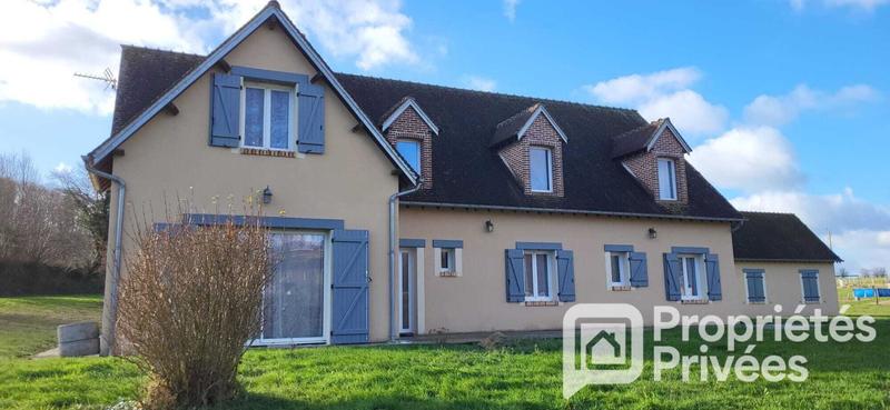 Maison - 244 m² - 13 pièces