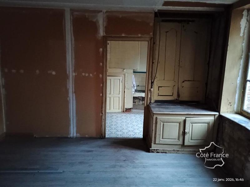 Maison - 145 m² - 8 pièces