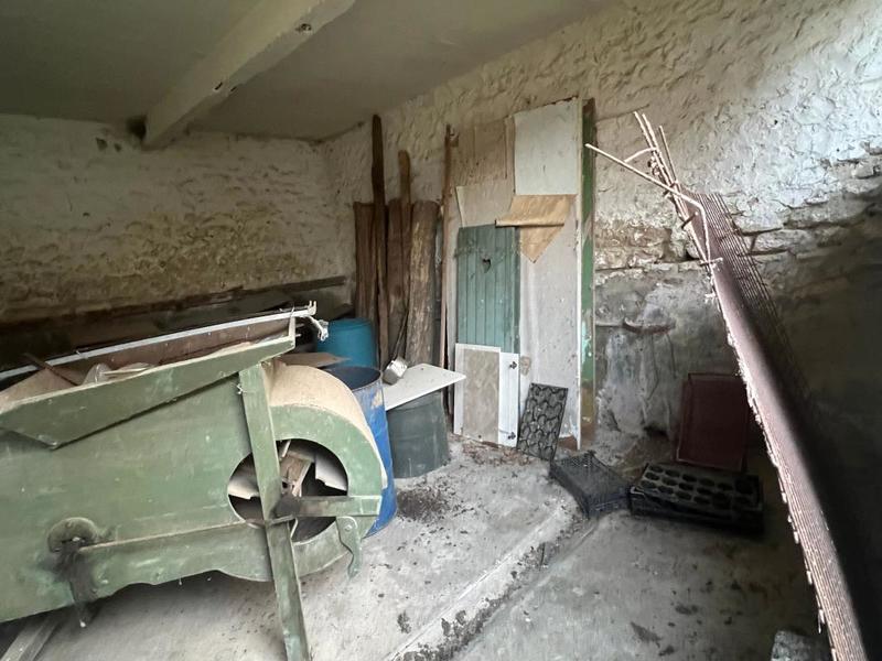 Maison - 220 m² - 1 pièce