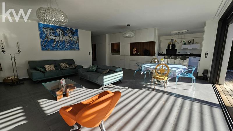 Maison - 162 m² - 4 pièces