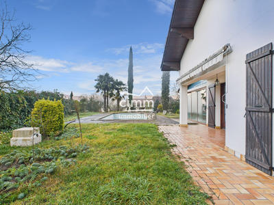 Maison - 174 m² - 6 pièces