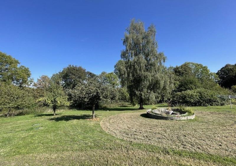 Maison - 143 m² - 9 pièces