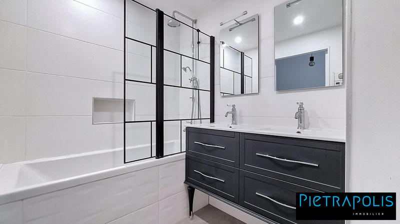 Appartement - 109 m² - 5 pièces