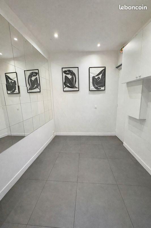 Local commercial - 25 m² - 3 pièces