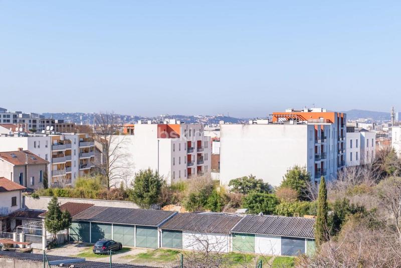 Immeuble - 57 m² - 3 pièces