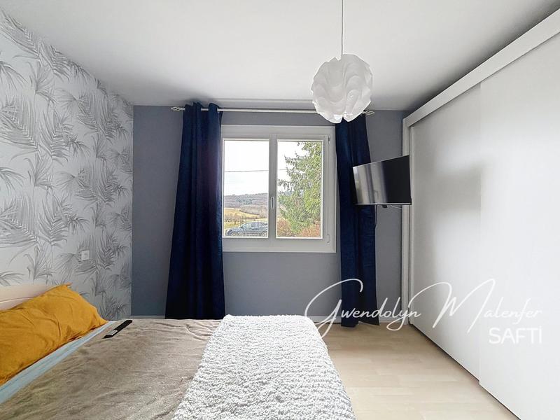 Maison - 184 m² - 6 pièces