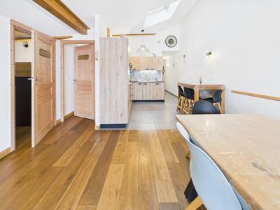 Appartement - 103 m² - 5 pièces