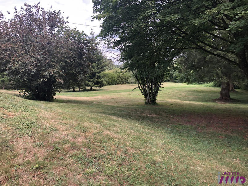 Maison - 240 m² - 9 pièces