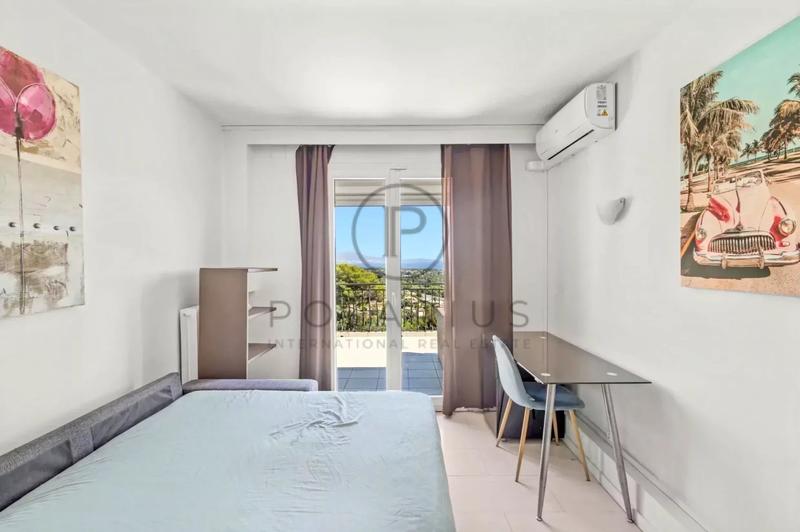 Villa - 350 m² - 9 pièces