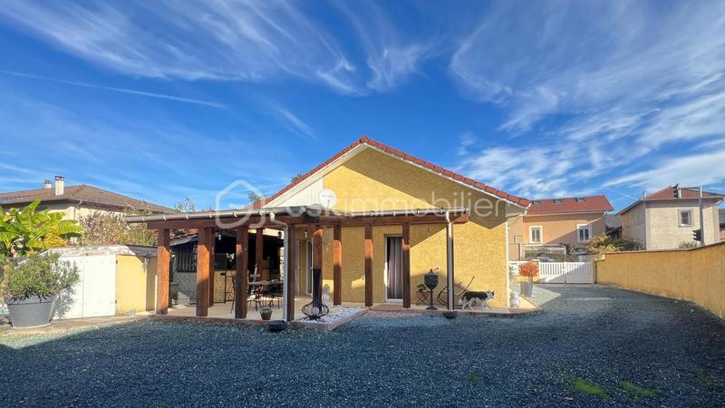 Maison traditionnelle - 108 m² - 5 pièces