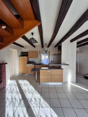 Maison - 81 m² - 4 pièces