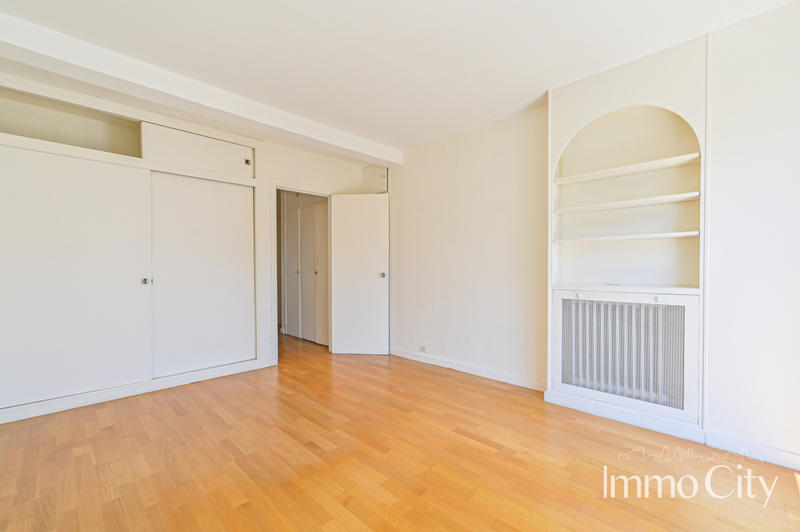 Appartement - 89 m² - 3 pièces