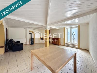 Maison - 151 m² - 6 pièces