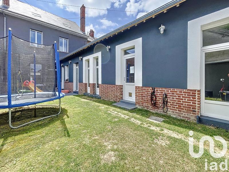 Maison - 240 m² - 9 pièces