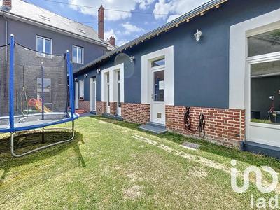 Maison - 240 m² - 9 pièces