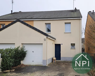 Maison - 90 m² - 6 pièces