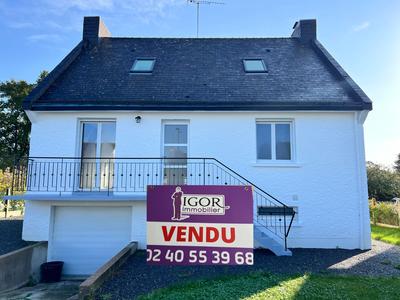 Maison - 108 m² - 7 pièces