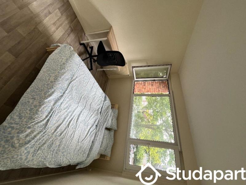 Chambre - 9 m² - 1 pièce