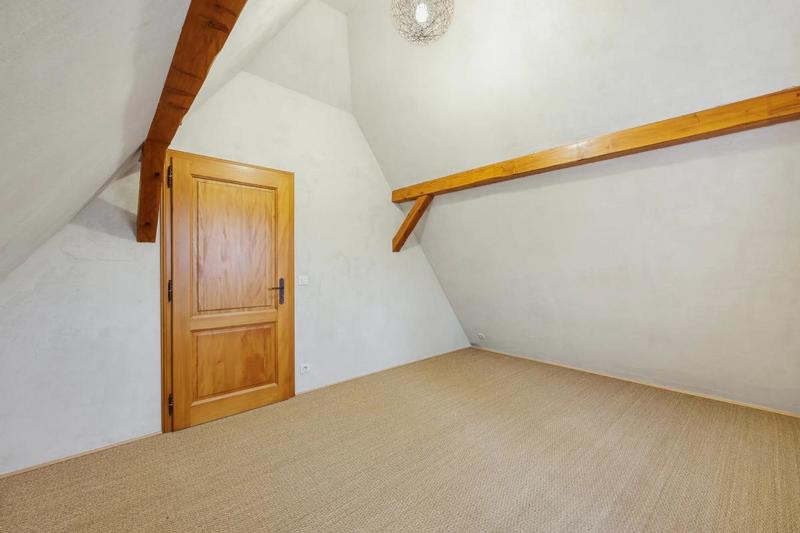 Maison - 93 m² - 4 pièces