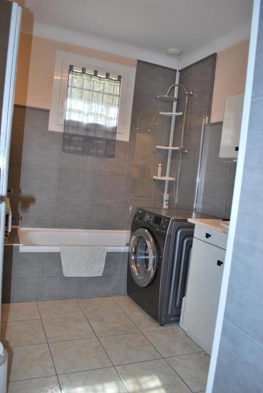 Maison - 217 m² - 7 pièces