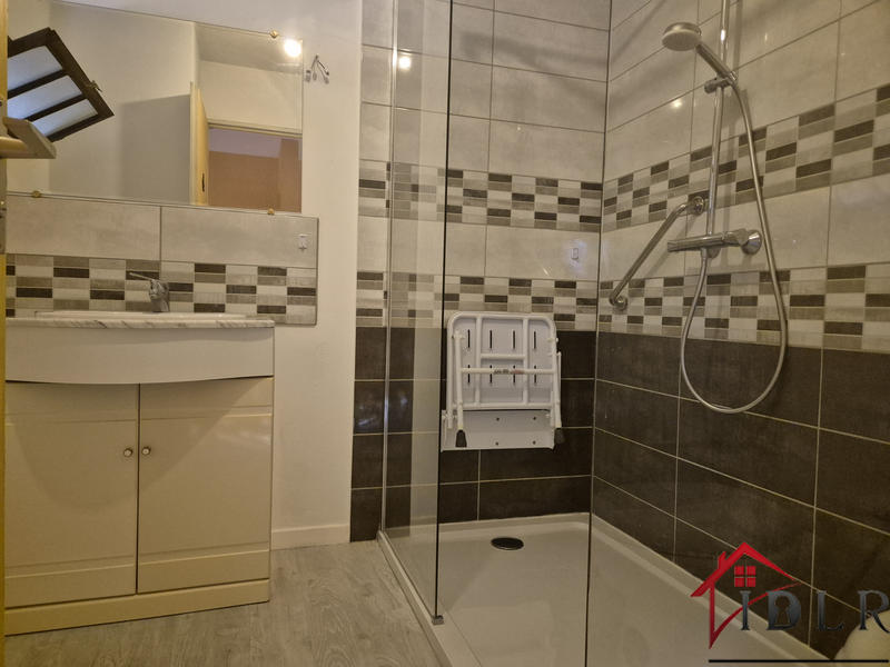 Maison - 90 m² - 6 pièces