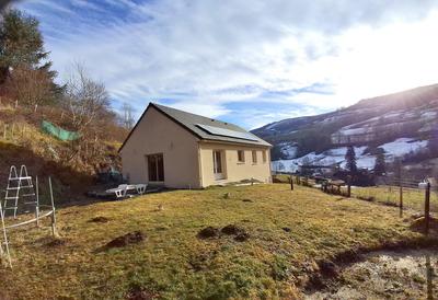 Maison - 93 m² - 4 pièces